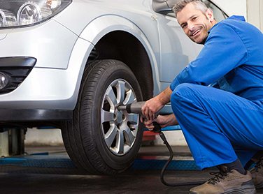 car tire mechanic new orleans LA - NOLA Automotive Repairs